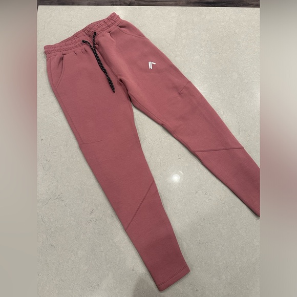 Alphalete ELMNTS Mauve fitted jogger - Picture 2 of 7